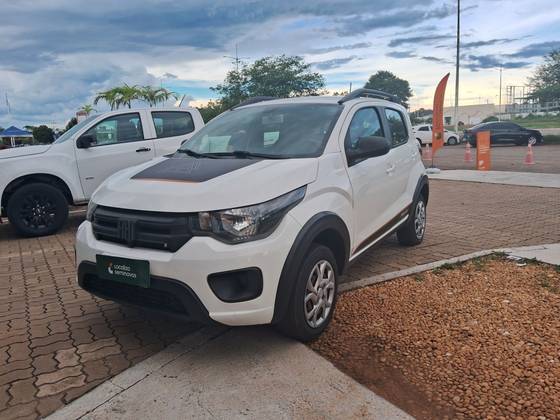 FIAT MOBI 1.0 EVO FLEX TREKKING MANUAL